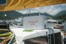 Set Solarpod 240 met 65W vouwbaar paneel Set Solarpod 240 met 65W vouwbaar paneel